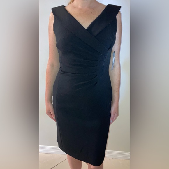 Chelsea Rose Dresses & Skirts - NEW Chelsea Rose Black Mid Length dress         ‎       Size 4